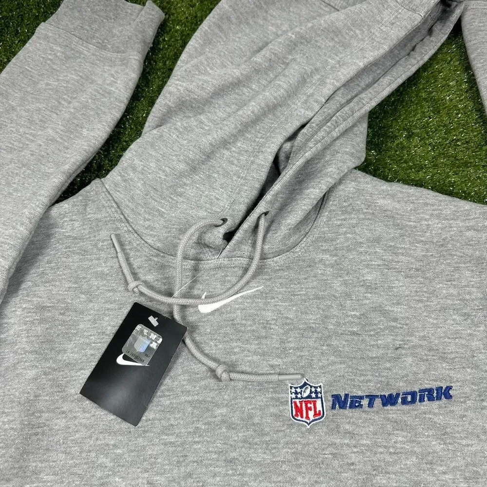 Nike Men's Grey Hoodie